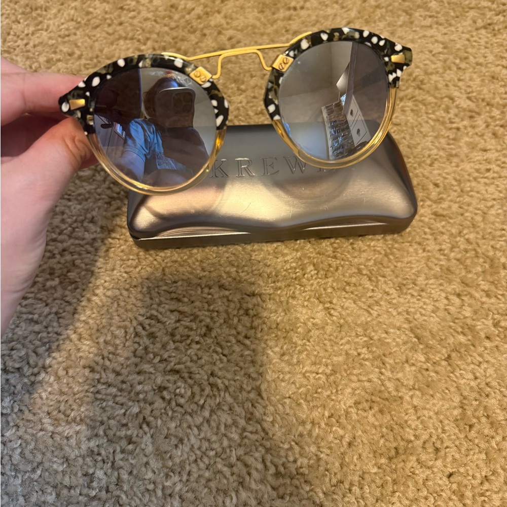 KREWE Black and Gold Round Sunglasses with Double-Bridge Design